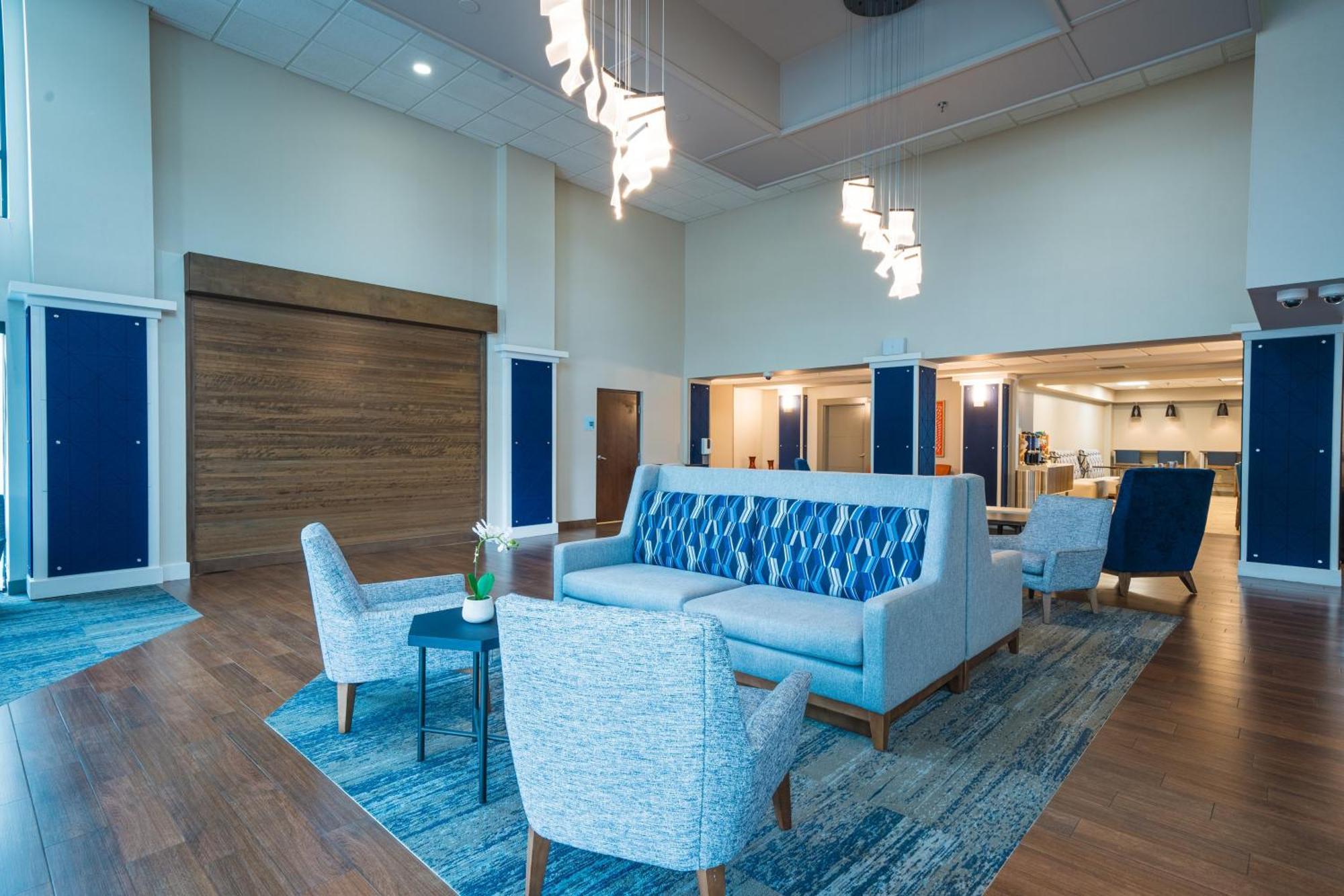 Holiday Inn Express Hotel & Suites Tampa-Oldsmar By Ihg Exterior foto