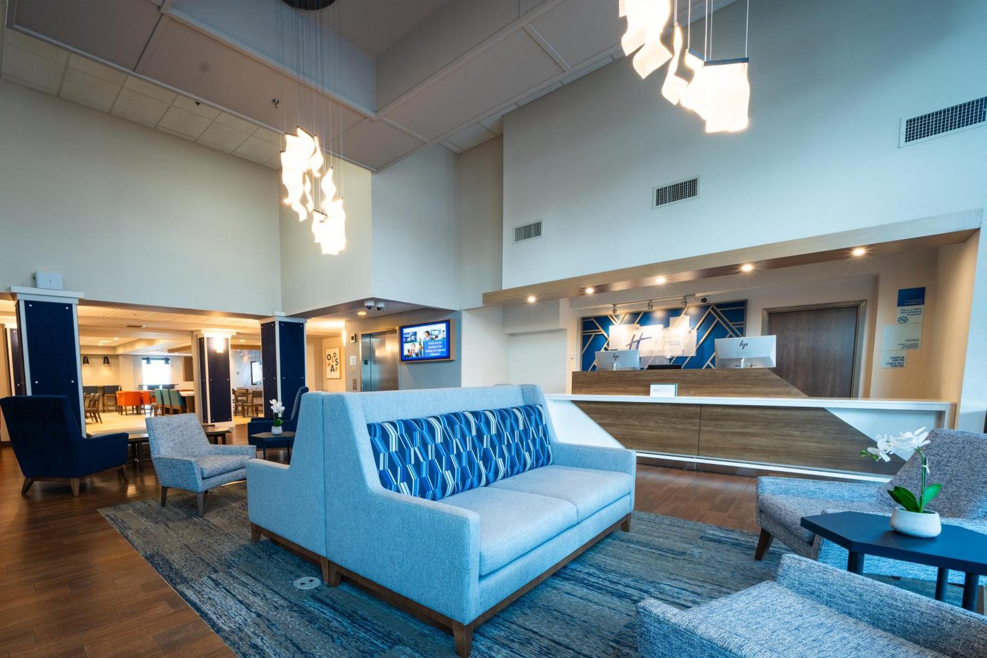 Holiday Inn Express Hotel & Suites Tampa-Oldsmar By Ihg Exterior foto