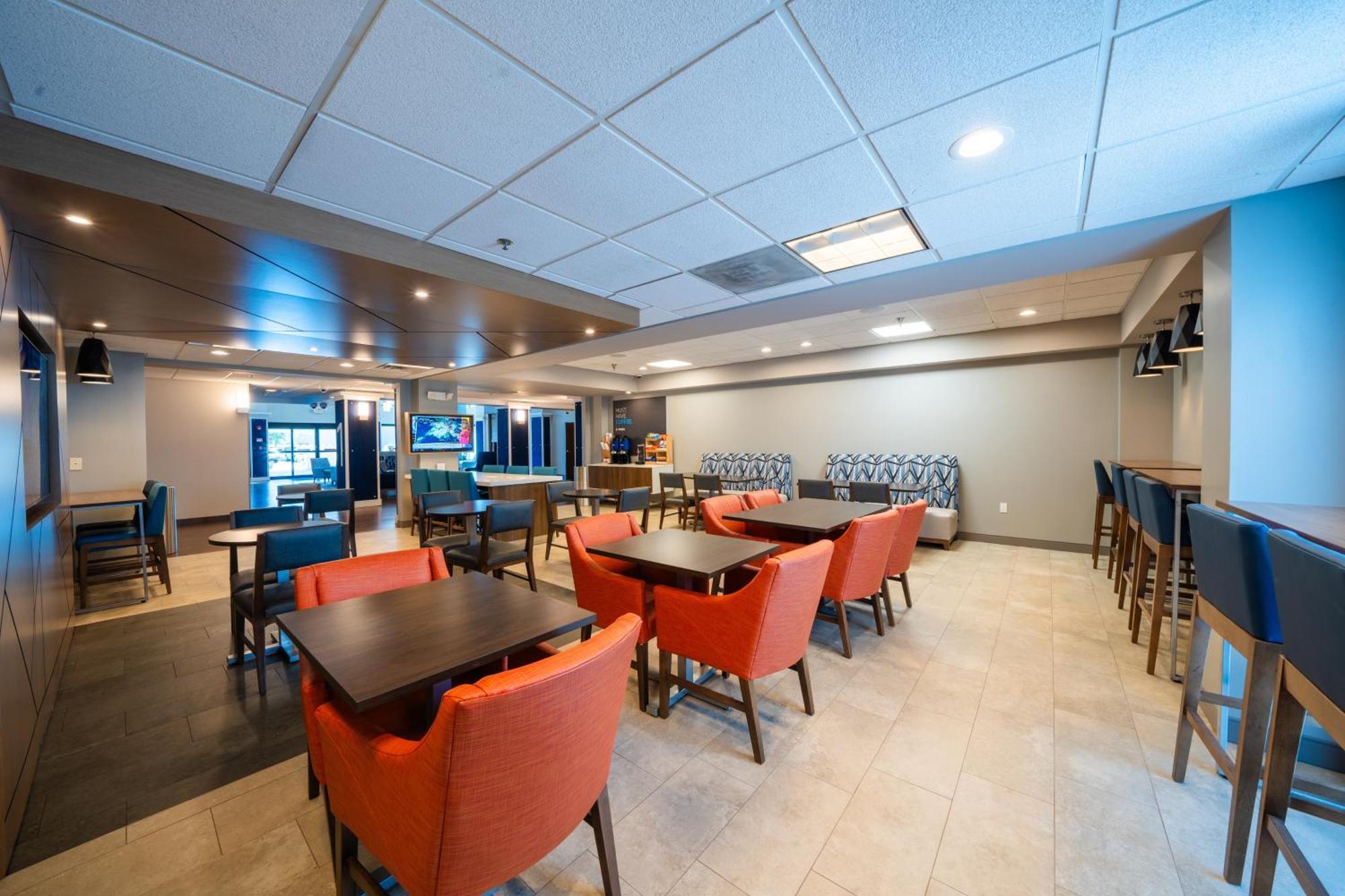 Holiday Inn Express Hotel & Suites Tampa-Oldsmar By Ihg Exterior foto
